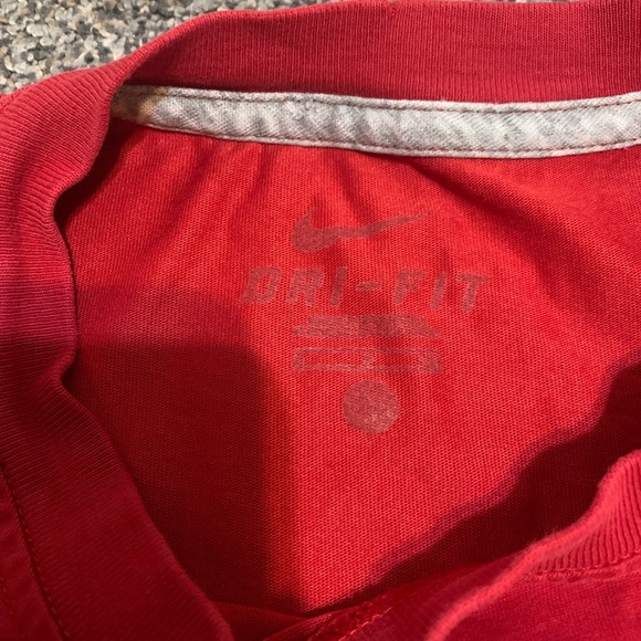 Vintage Nike Tee - Picture 2 of 3